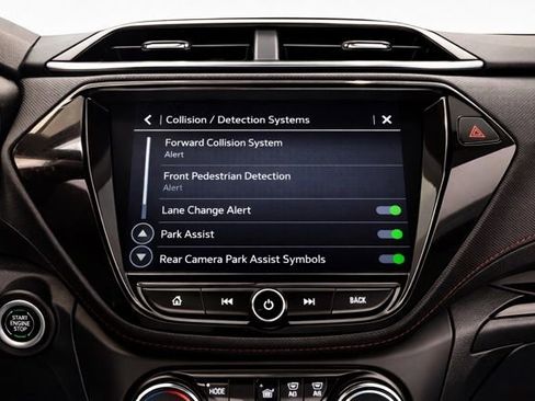 Used 2021 Chevrolet TrailBlazer RS w/ Convenience Package image 24