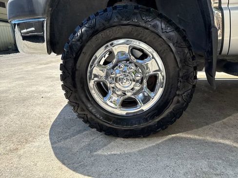 Used 2009 Dodge Ram 2500 Truck SXT AWD/4WD image 25