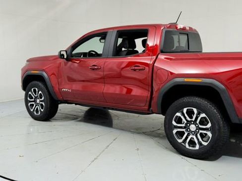 Used 2024 GMC Canyon AT4 w/ AT4 Premium Package image 3
