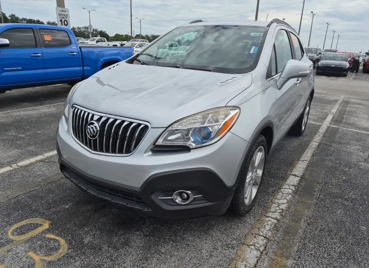 Used 2015 Buick Encore Convenience FWD image 3