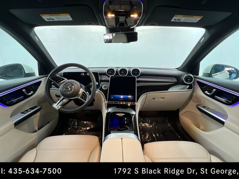 Certified 2025 Mercedes-Benz GLC 300 4MATIC image 9