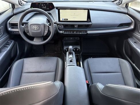 Used 2025 Toyota Prius Limited image 10