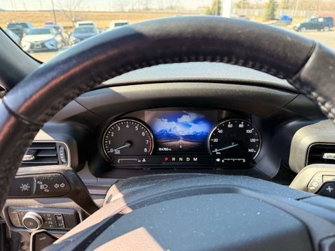Used 2020 Ford Explorer Limited image 9