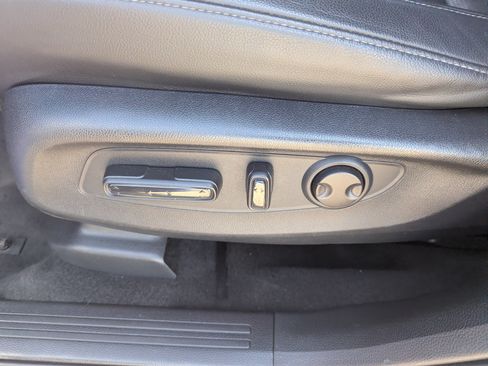 Used 2025 Honda CR-V EX-L image 22