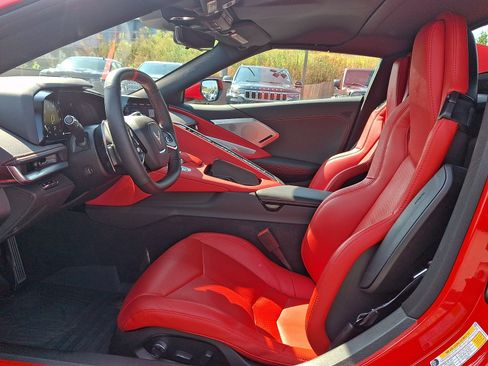 Used 2023 Chevrolet Corvette Stingray Preferred Conv w/ Z51 Performance Package RWD image 12
