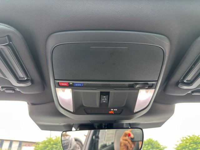 Certified 2025 Subaru Forester Premium AWD/4WD image 12