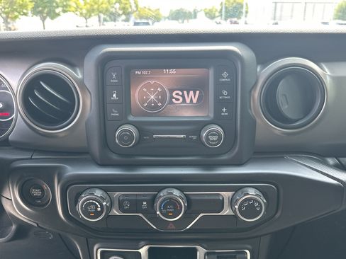 Used 2020 Jeep Wrangler Unlimited Sport AWD/4WD image 24