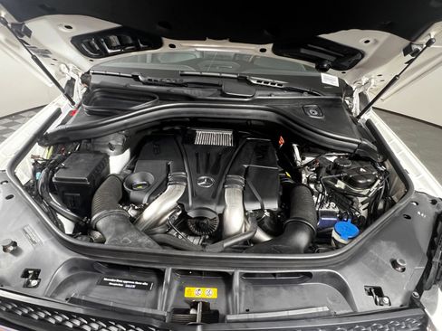 Used 2018 Mercedes-Benz GLS 550 4MATIC image 8