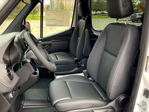 New 2026 Mercedes-Benz Sprinter 2500 image 12