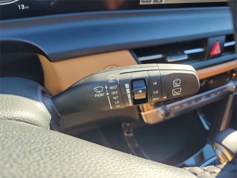 New 2026 Kia Seltos EX image 31