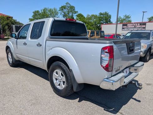 Used 2013 Nissan Frontier SV AWD/4WD image 4