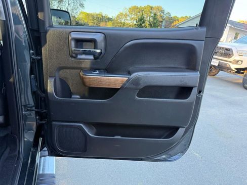 Used 2017 Chevrolet Silverado 1500 LTZ w/ High Desert Package image 31