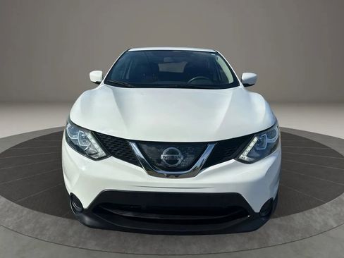 Used 2018 Nissan Rogue Sport S w/ S Appearance Package FWD image 3