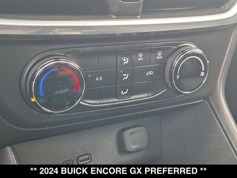 Used 2024 Buick Encore GX Preferred FWD image 22
