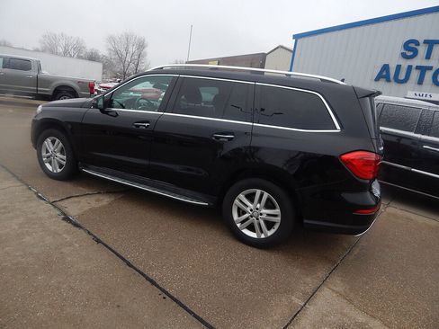 Used 2015 Mercedes-Benz GL 450 4MATIC image 8