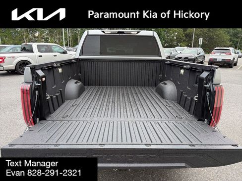 Used 2026 Toyota Tundra Limited AWD/4WD image 10