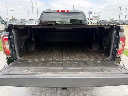 Used 2018 GMC Sierra 1500 SLT w/ Suspension Package, Off-Road AWD/4WD image 5