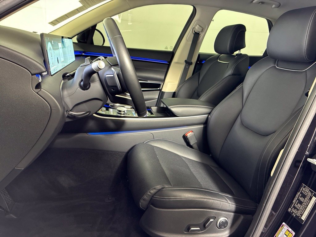 Used 2026 Genesis GV70 2.5T AWD/4WD image 19