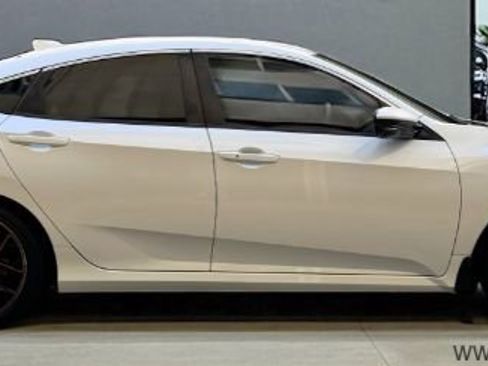 Used 2017 Honda Civic Si image 8