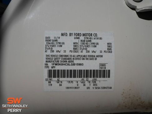 Certified 2020 Ford Explorer Platinum w/ Premium Technology Package image 27