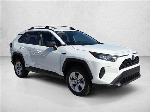 Certified 2020 Toyota RAV4 LE w/ Carpet Mat Package AWD/4WD image 3