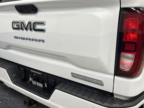 Used 2024 GMC Sierra 1500 Elevation w/ Elevation Premium Package AWD/4WD image 39