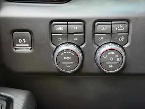 Used 2026 GMC Sierra 1500 AT4X AWD/4WD image 21