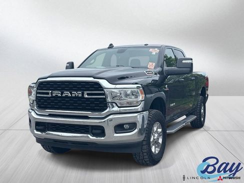 Used 2024 RAM 2500 Big Horn AWD/4WD image 1