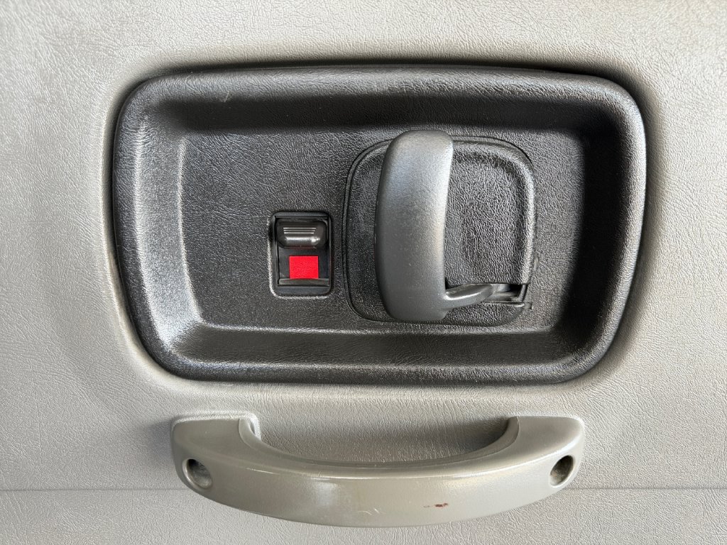 Used 2019 Chevrolet Express 3500 LS RWD image 37