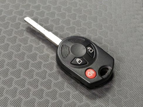 Used 2017 Ford Escape SE FWD image 32
