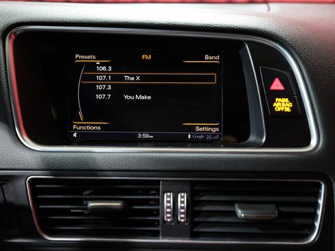 Used 2016 Audi Q5 3.0T Premium Plus image 18