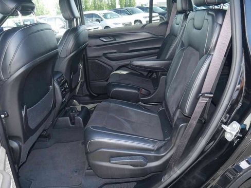 Certified 2023 Jeep Grand Cherokee L Laredo AWD/4WD image 13