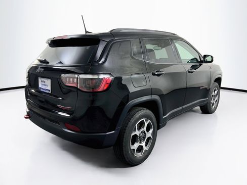 Used 2022 Jeep Compass Trailhawk w/ Sun and Sound Group AWD/4WD image 5