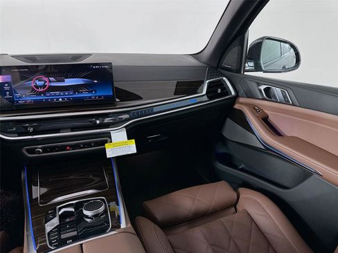 New 2026 BMW X5 xDrive40i w/ M Sport Package image 25