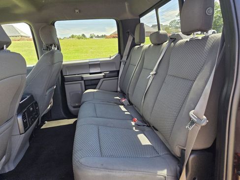 Used 2019 Ford F150 XLT w/ Equipment Group 302A Luxury AWD/4WD image 19