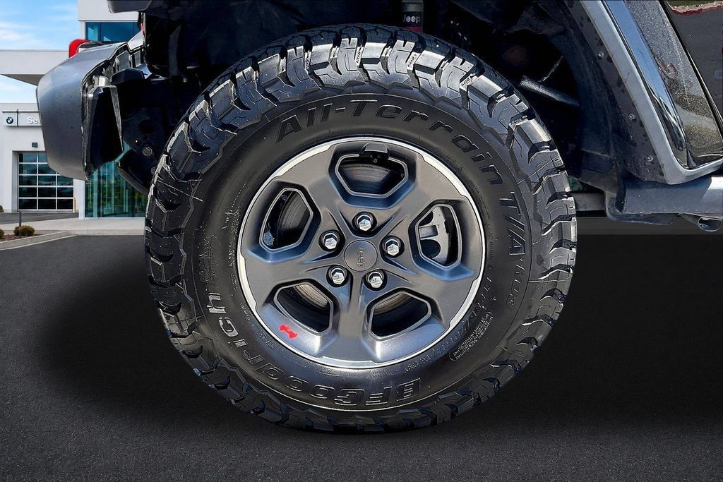 Used 2020 Jeep Gladiator Rubicon AWD/4WD image 33