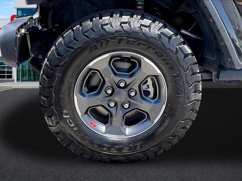 Used 2020 Jeep Gladiator Rubicon AWD/4WD image 33
