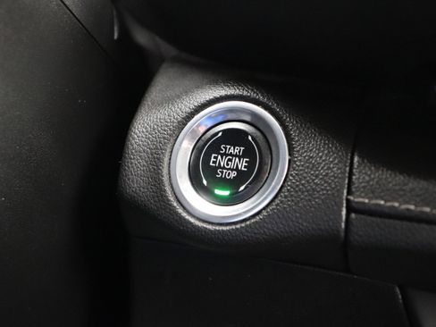 Used 2022 Buick Envision Avenir w/ Technology Package II image 52