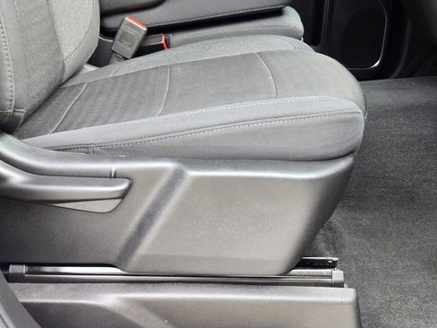 Used 2024 Chevrolet Silverado 1500 LT AWD/4WD image 27