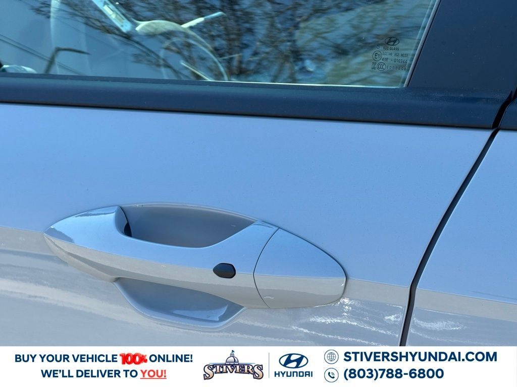 Used 2026 Hyundai Kona SE FWD image 4