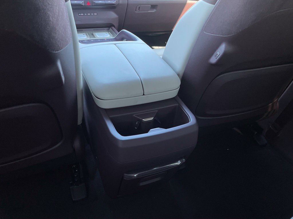New 2027 Kia Telluride SX Prestige AWD/4WD image 30