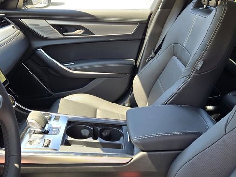 New 2024 Jaguar XF R-Dynamic SE image 15