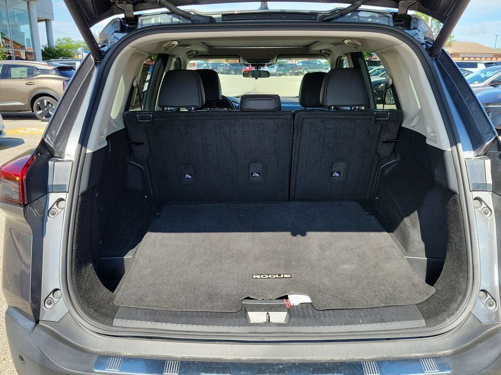 Used 2023 Nissan Rogue SV w/ SV Premium B Package FWD image 31