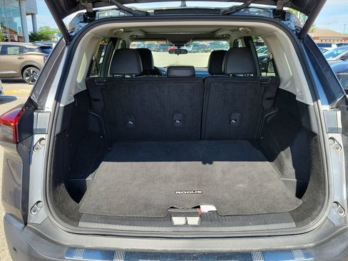Used 2023 Nissan Rogue SV w/ SV Premium B Package FWD image 31