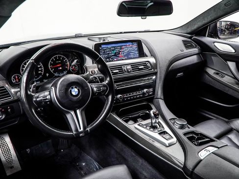 Used 2017 BMW M6 Coupe image 5