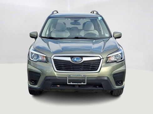 Used 2019 Subaru Forester Premium w/ All-Weather Package image 3