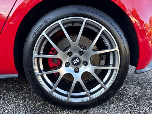 Used 2018 Volkswagen GTI SE FWD image 28