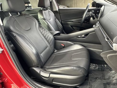 Used 2023 Hyundai Elantra Limited w/ Cargo Package image 39
