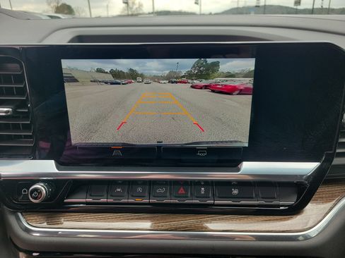 Used 2024 GMC Sierra 1500 Elevation image 14