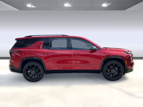 Certified 2026 Chevrolet Traverse RS FWD image 8